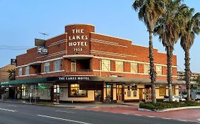 The Lakes Hotel, Rosebery